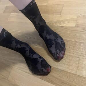 schwarze strumpfsocken mit Blumenmuster