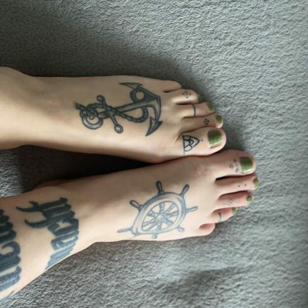 tattoedFeet