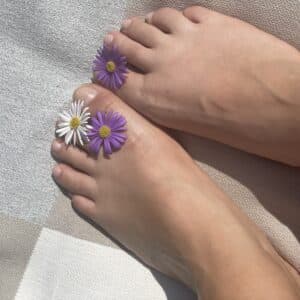 Naked Flower DM me for more 😘