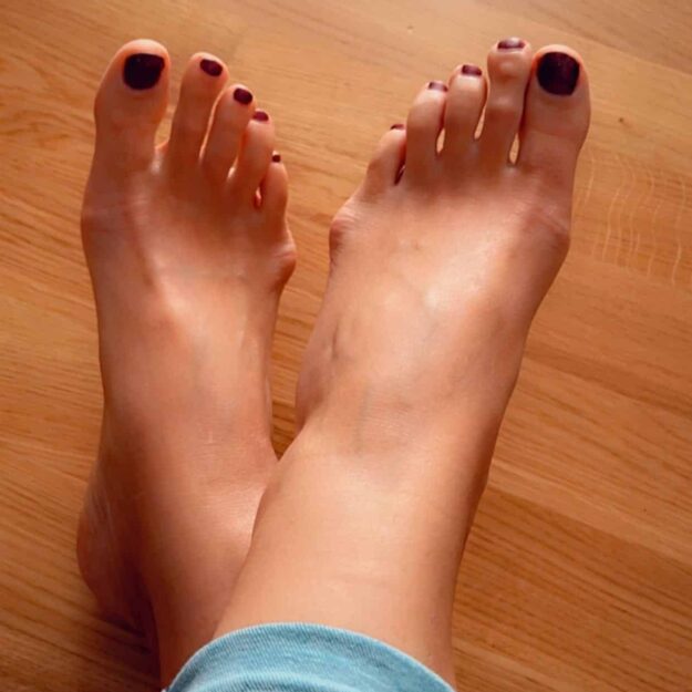 feetfeet