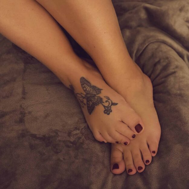 FullyHoneyfeet