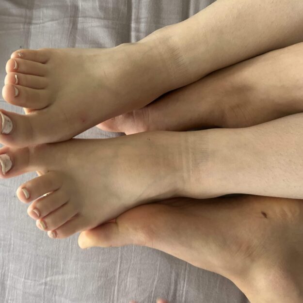 Lesbian feetgirls❤️