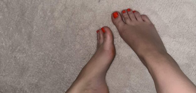 Feetgirl_18