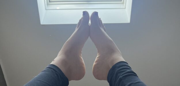 PetiteFeetPix