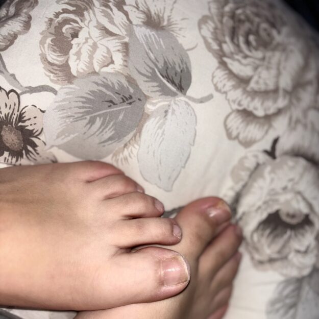 Little Miss Feet