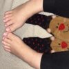 Sweet Girl getragene Socken mit French Nails