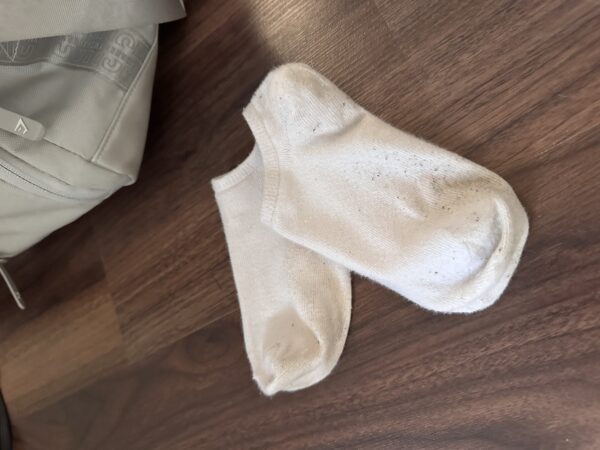 Getragene Socken direkt aus dem Gym